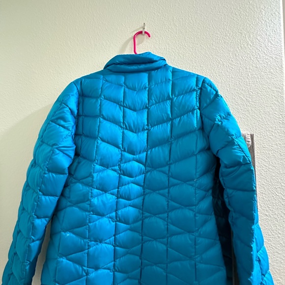 Marmot down jacket size med, used 2x ! Beautiful color. Paid over $230. $60 - Picture 3 of 5